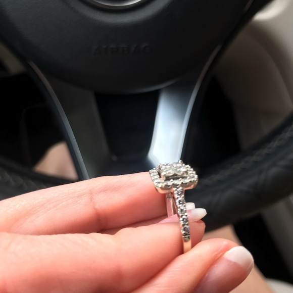 Wedding Set - Picture 4 of 8